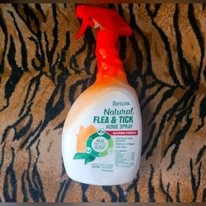 TropiClean Natural Flea & Tick Home Spray 32 Oz